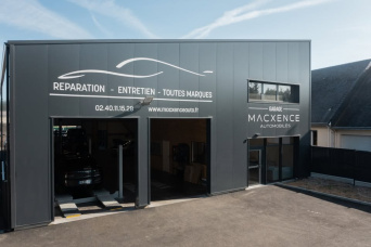 Macxence 